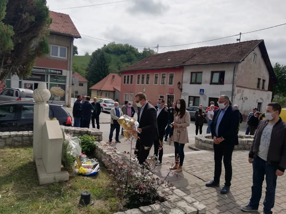 Photo of Gornja Tuzla: Obilježena godišnjica Samostalnog odreda